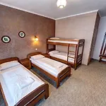Отель Gutsulia