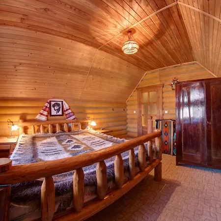 Gutsulia Otel Bukovel