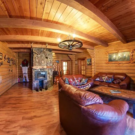 Отель Gutsulia *