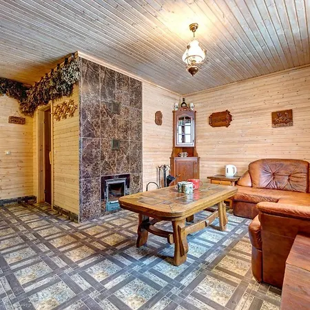 Отель Gutsulia *